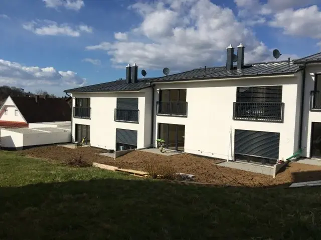 Újépítésű sorház